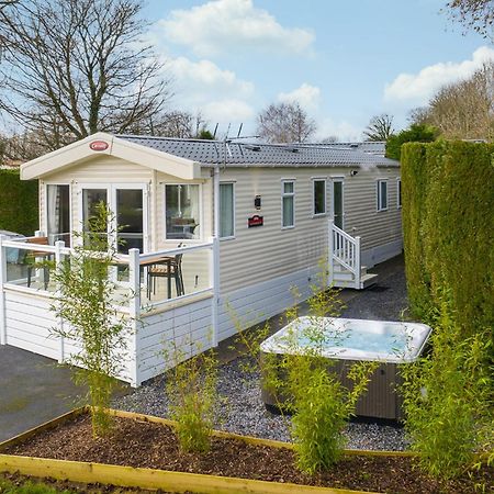 Noble Court Holiday Park นาร์เบิร์ธ ภายนอก รูปภาพ