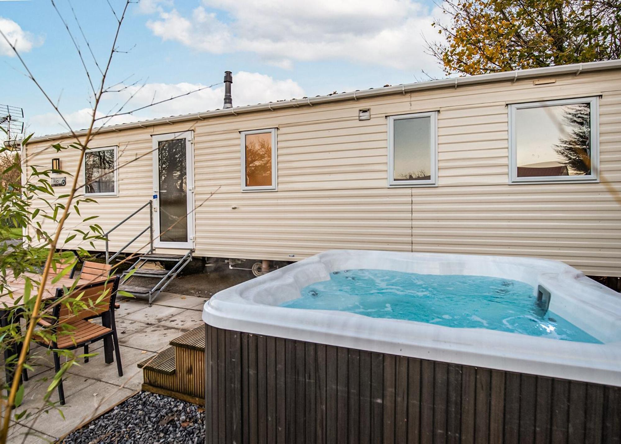 Noble Court Holiday Park นาร์เบิร์ธ ห้อง รูปภาพ